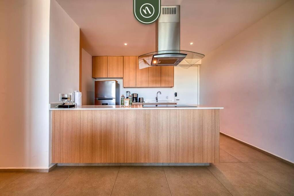Apt With Private Balcony - Beach Access 布塞里亚斯 外观 照片