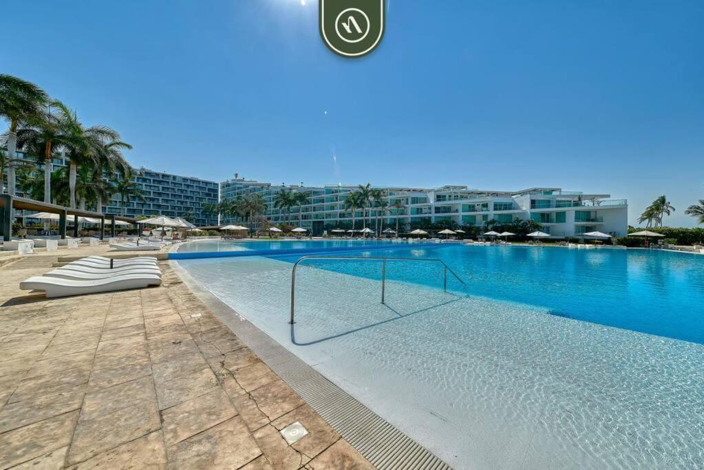 Apt With Private Balcony - Beach Access 布塞里亚斯 外观 照片